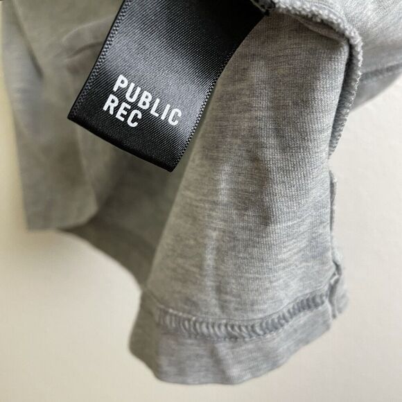 Public Rec Polo Shirt Large Mens Grey Short Sleeve Performance Preppy Active - Picture 9 of 13